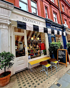 Monocle Cafe